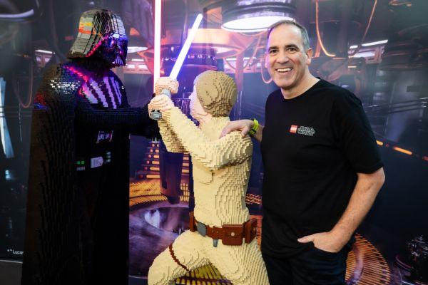 Brickman LegoStarWarsReveal2.jpg