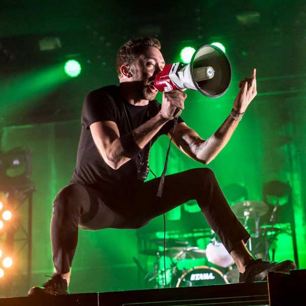 Rise Against.4